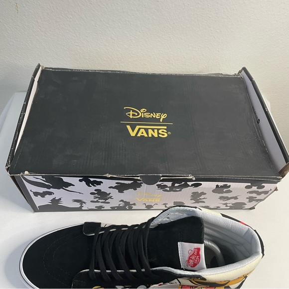 VANS x DISNEY collaboration “Mickey and friends” mens size 10.5 or wmns size 12 - Picture 8 of 11